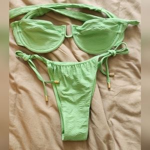 Monday Swimwear Bikini Pistachio light green P/SX